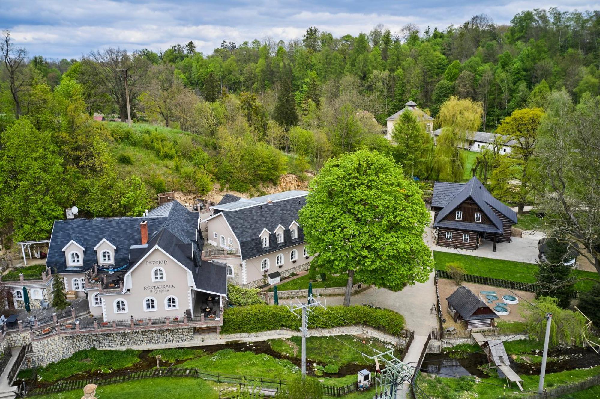 Penzion U Zbehlika Свитави Экстерьер фото